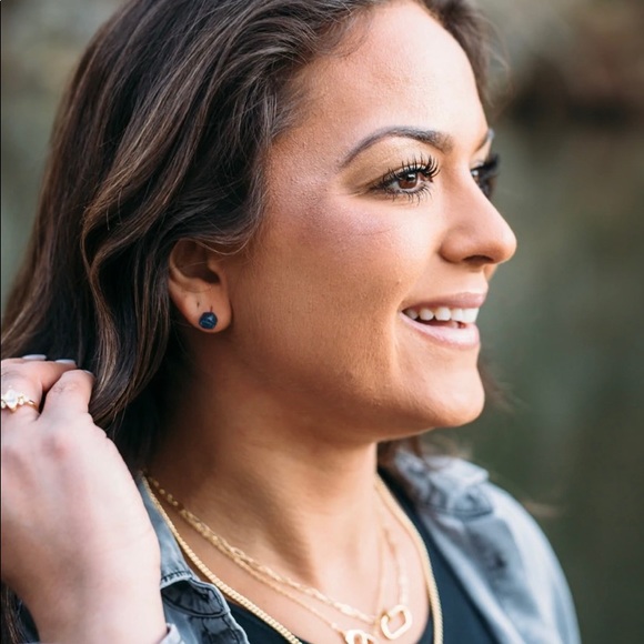 🆕 Raw Sapphire Crystal Stud Gemstone Earrings - Picture 6 of 7